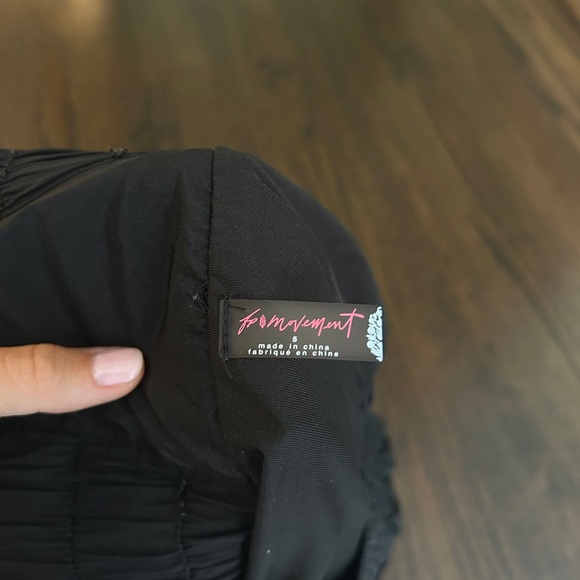 Free People mid rise shorts size small - Picture 3 of 3